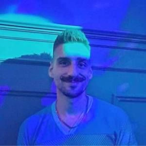 Meet your Posher, Seth